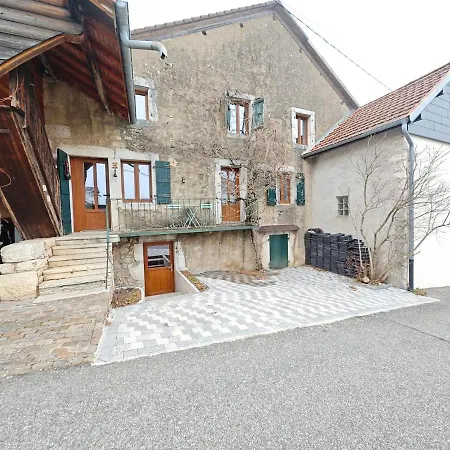 בית נופש Superbe Roustique Saint-Jean-de-Gonville